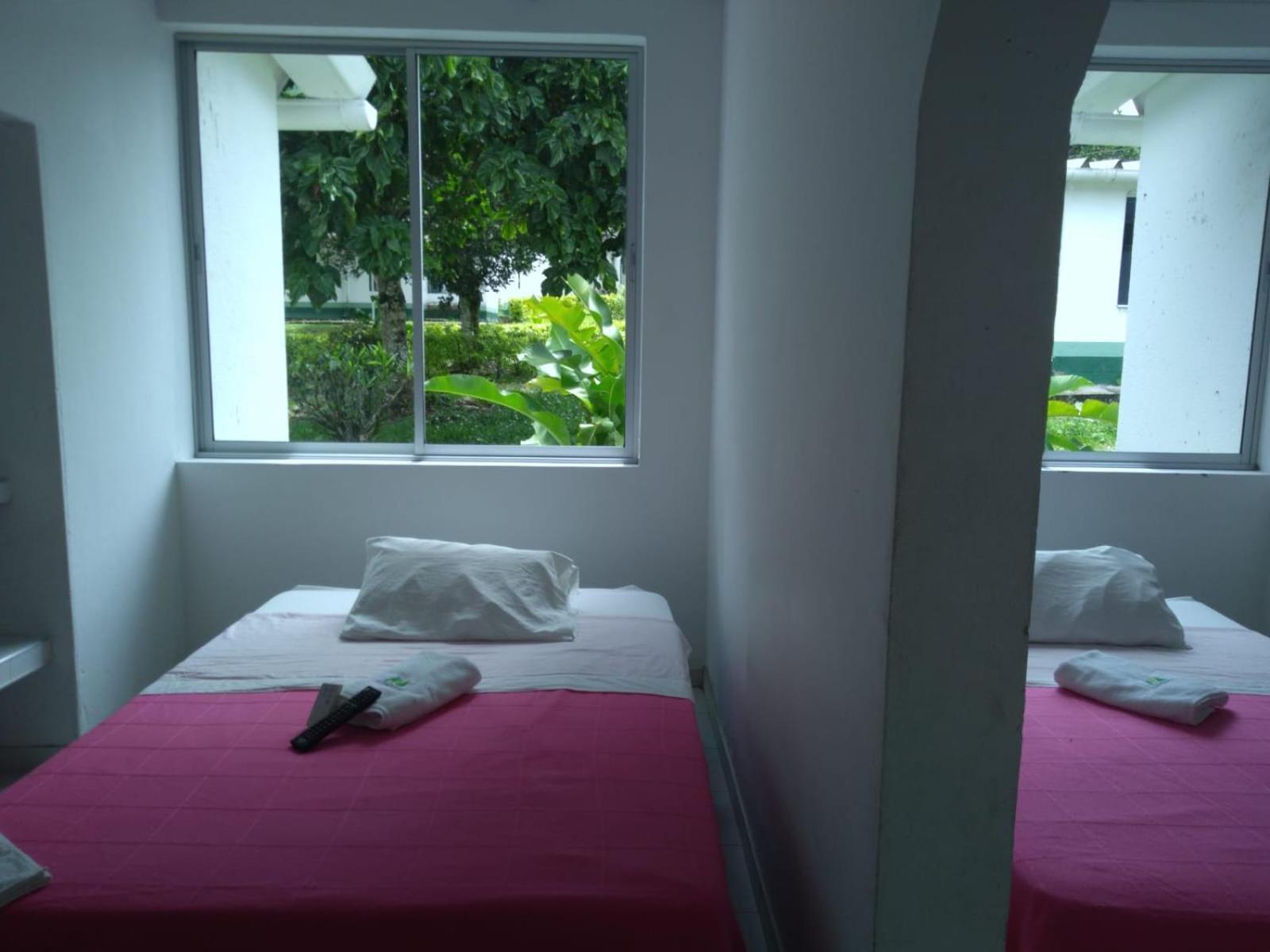Servituristicos La Esmeralda Hotel Santa María Buitenkant foto